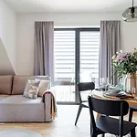 Aparthotel White Hills - Loftaffair Collection 4*