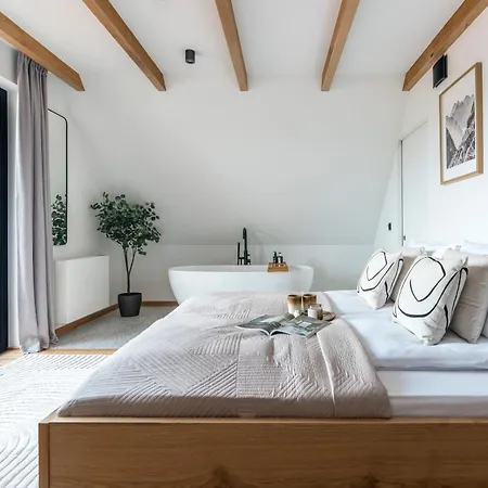Runo & - Basen Sauna - Odkryj-bialke Białka